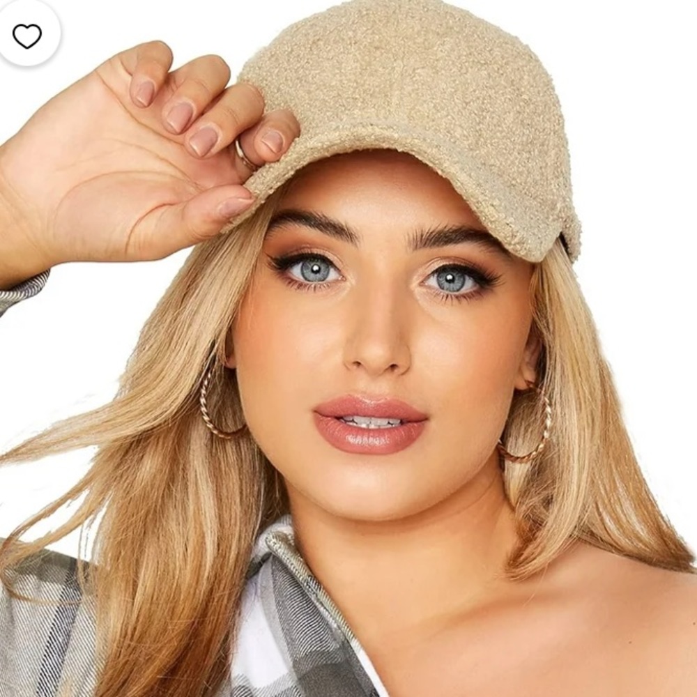 Bouclé Baseball Cap in Tan — Everyday Textured Hat